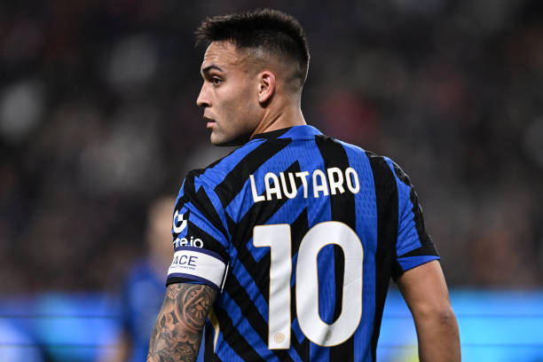 月的表现无 月的表现无